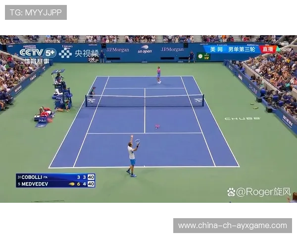 网球放短球让对手原地尴尬：巧妙战术背后的智慧与技巧