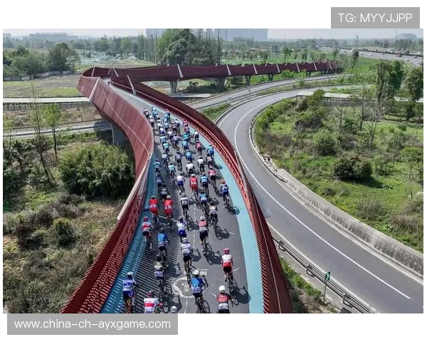 成都蓉城禁区的前压节奏持续增强,对方险象环生 成都蓉城禁区的前压节奏持续增强,对方险象环生